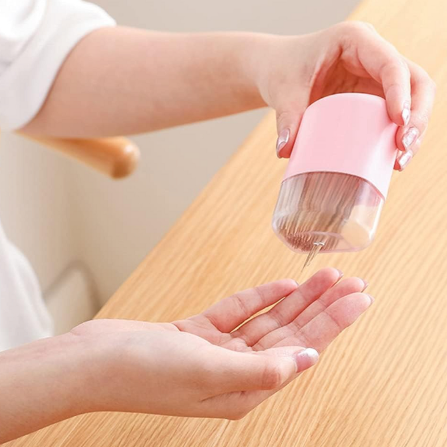 Caja de palillos de dientes magnéticos