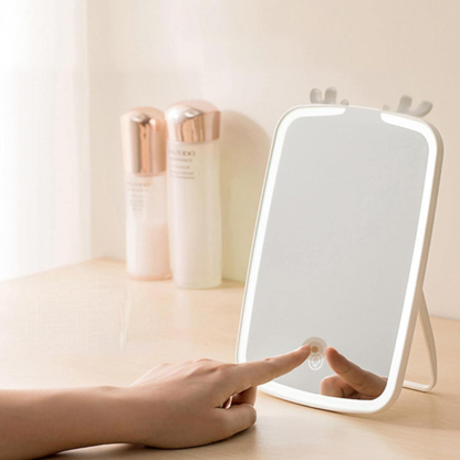 Espejo de Maquillaje Portátil Recargable con Luz y Cuernos