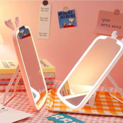 Espejo de Maquillaje Portátil Recargable con Luz y Cuernos